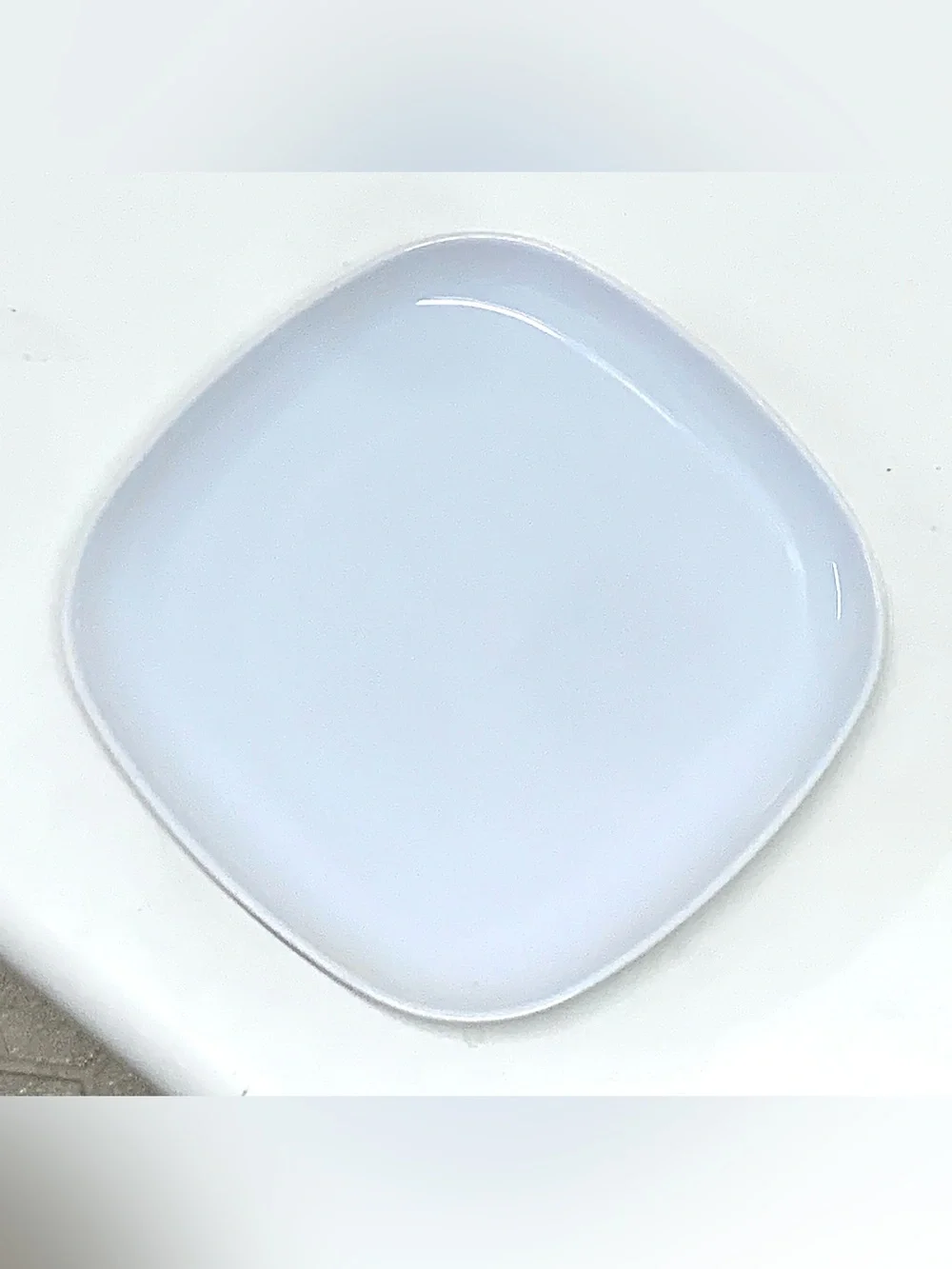 White IKEA VARDERA 13286 Soft Angle Square Dinner Plate